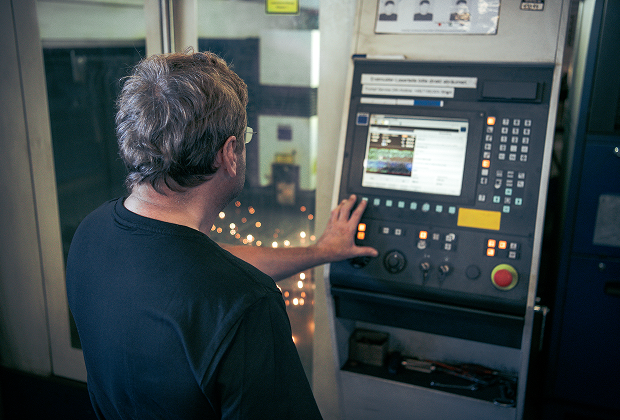 Looking for a Metal Expert-3