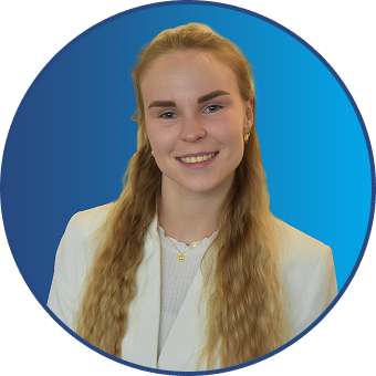 laura_von_montigny 7-1